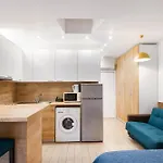 Pomerio West Apartament *
